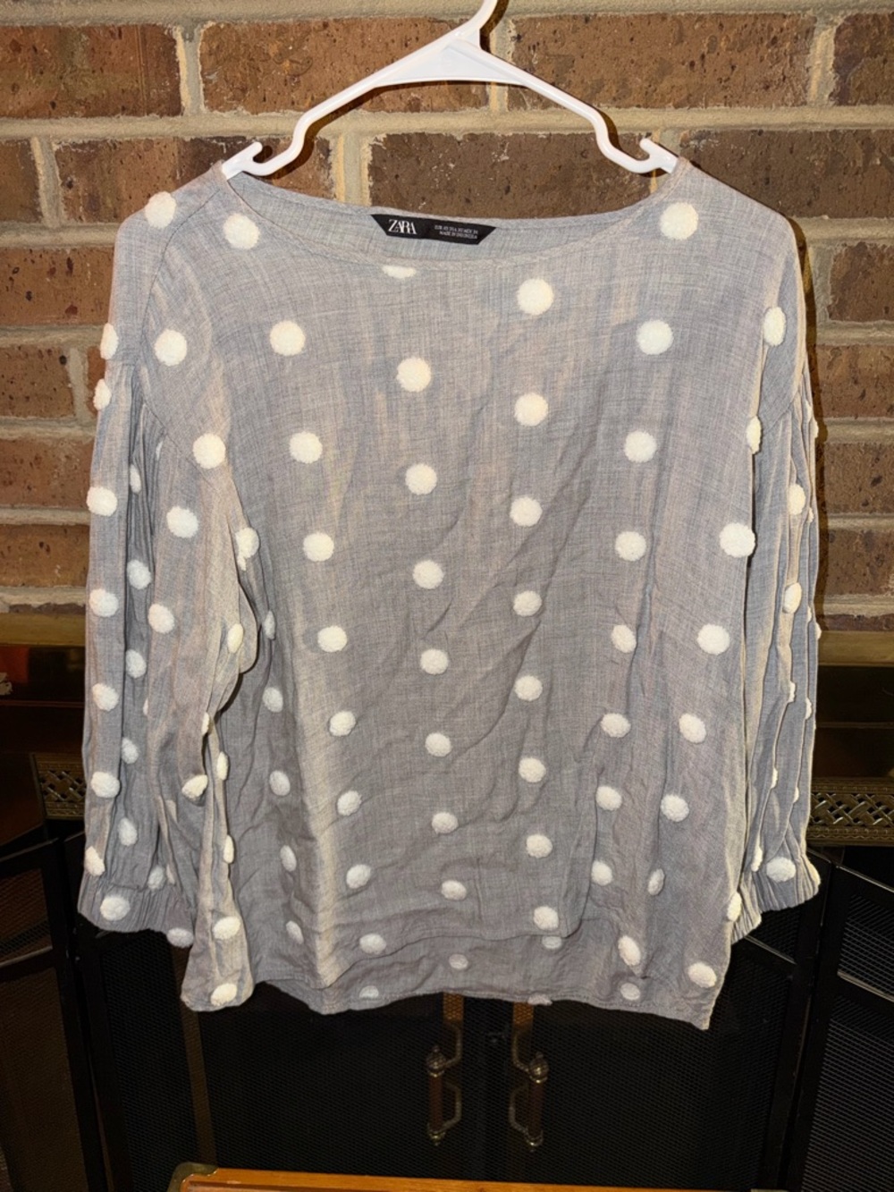 LADIES X-SMALL LIGHT GRAY ZARA LINEN BLOUSE WITH WHITE POM POM’s